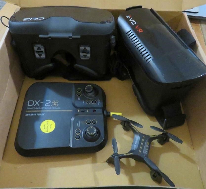 2x VR Goggles - DX-2 Radio Controlled  Quad Copter