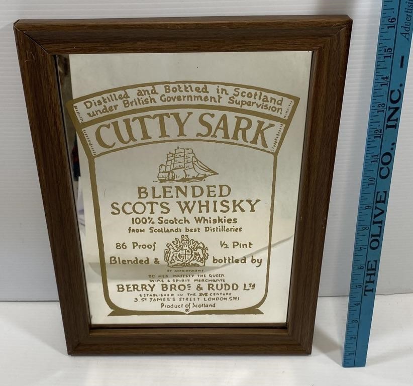 16” Cutty Sark Whiskey Mirror