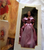 1995 Sweet Valentine Barbie Doll NIB