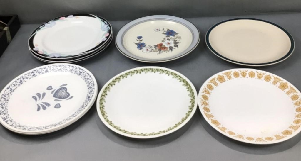 10 plates - stacked ones are identical