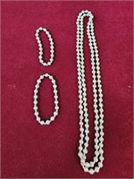 Joan Rivers silvertone beaded 22" necklace and 2