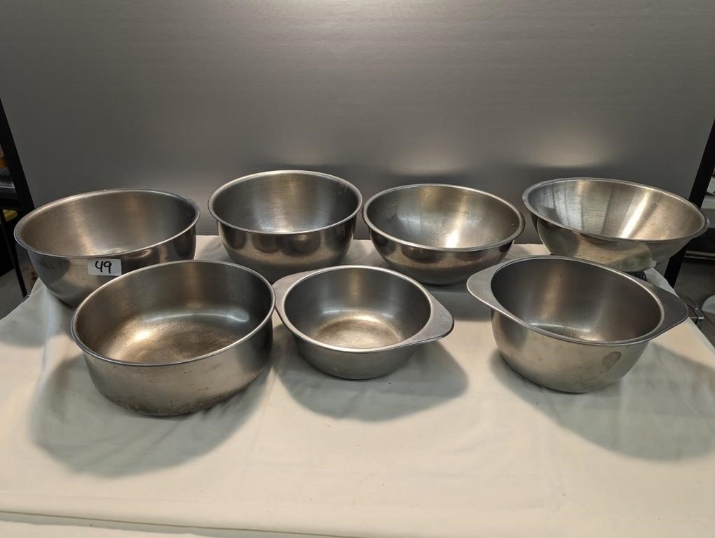 Lot of Stainless Steel Bowls, Various Sizes- 7 Pcs