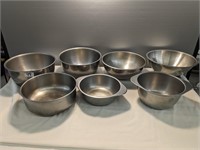 Lot of Stainless Steel Bowls, Various Sizes- 7 Pcs