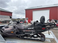 2002 Arctic cat 800 snowmobile:  runs