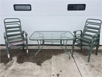 Patio table & 6 chairs