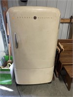 Vintage General Electric refrigerator (works)