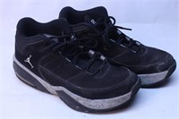 Black Oreo Air Jordans Aura Pair Size 8.5