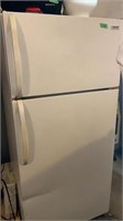 Tappan 18 cu ft Refrigerator,running at listing