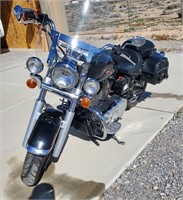 2001 Victory V92C Motorcycle