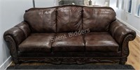 Elegant Traditional Style Three Seater Leather 1-2