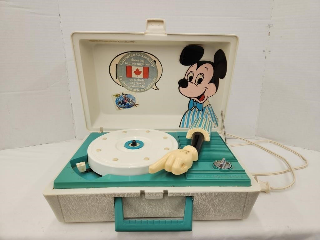 Vintage General Electric Mickey Mouse 45 Player -