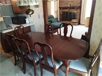 Pennsylvania House dining room table with seven