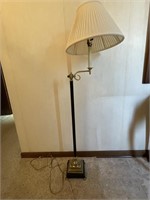 Black floor lamp 

55” x 10”