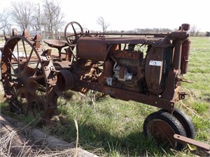 1921 IH D tractor