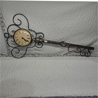 Vintage Skeleton Key Theme Wall Clock