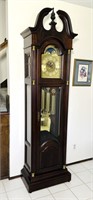 Howard Miller Grandfather Clock. Mahogany Case