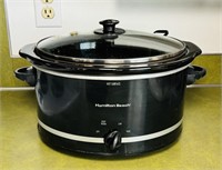 Hilton Beach SC10 10 qt  Slow Cooker