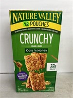 Nature Valley 42 pouches crunchy granola bars