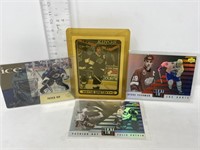 4 hockey cards