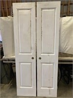 2 closet doors