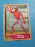 1987 OZZIE SMITH - O-PEE-CHEE CARD