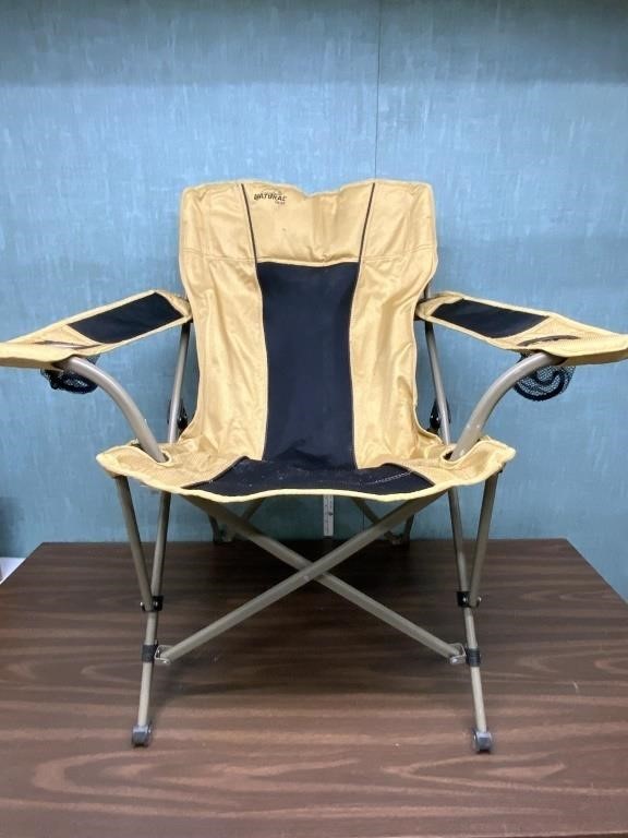 Natural Gesr Folding Chair