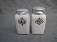Vintage Hazel Atlas White Milk Glass Salt /Pepper