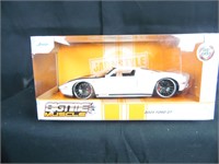 Big Time Muscle 2005 Ford GT 1:32 Die Cast Car