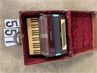 Accordion Hohner Verdi II, in case