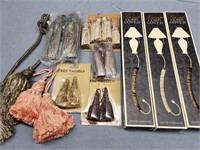Key tassels, curtain tassels and 3 lamp cord