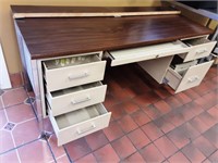 METAL DESK WITH DRAWERS