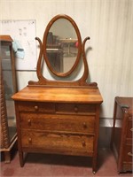 Vintage Dresser w/Mirror