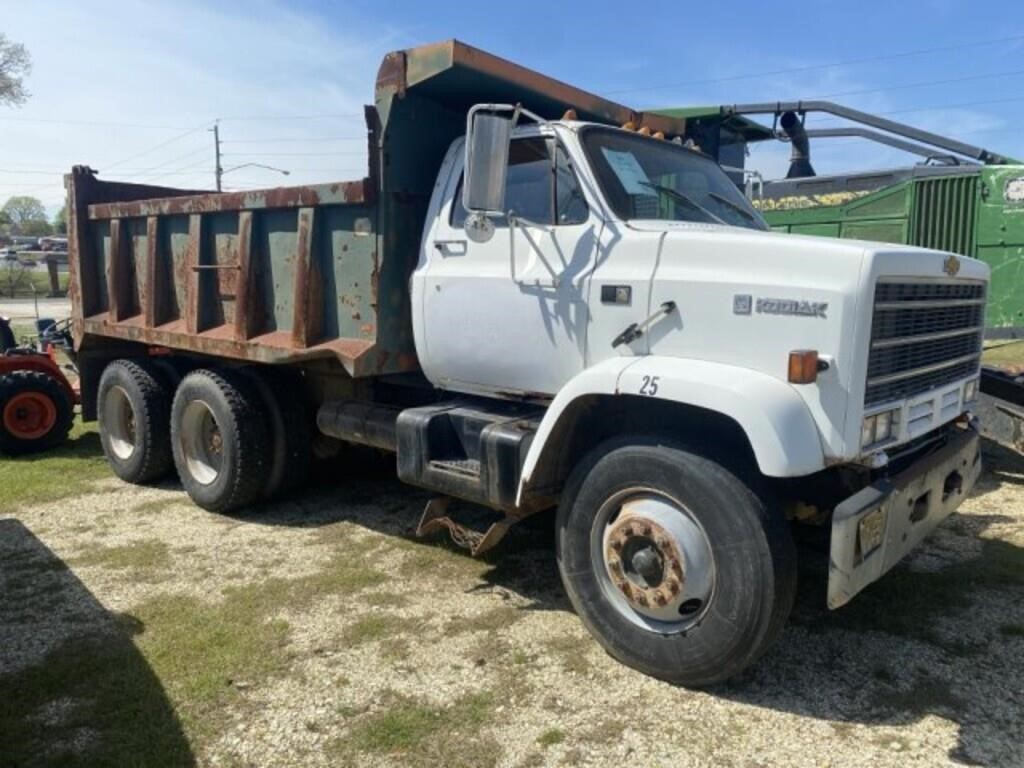 398) 85 Chev C76 dump truck with 12yd bed