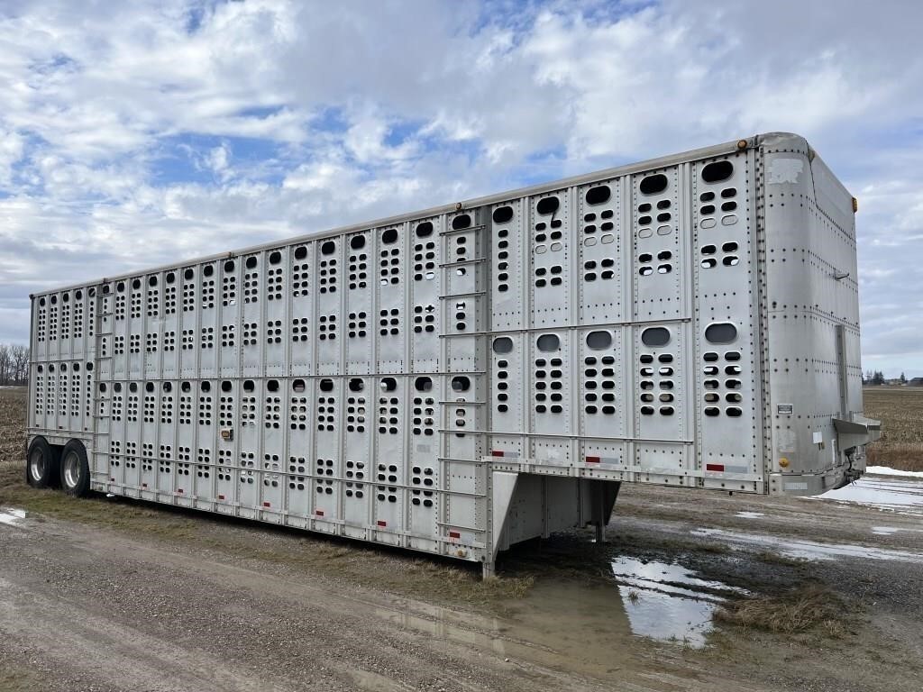 1993 Wilson Cattle Pod trailer