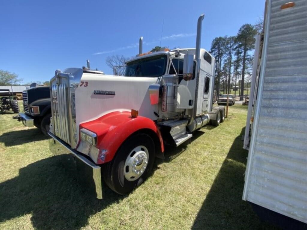 836) '07 W900 Kenworth diesel - runs, 549k miles