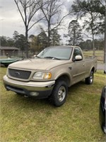 1529) '00 Ford F150 XLT 4WD 165k miles