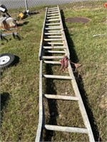 417) 24' aluminum ladder