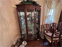 THOMASVILLE CURIO CABINET WITH MIRRORED
