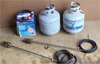 2 Propane Tanks, 2 Torches & 1 Tank Top Heater