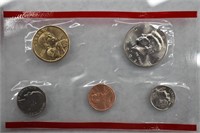 2002 P & D Uncirculated coin sets