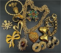 Vintage gold tone jewelry lot some signed