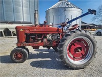 McCormick Farmall  H tractor  model  M.   SN