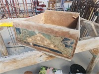 California Grapes wood crate