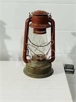FT Wright No. 22 C.P. lantern - 15" h