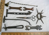 Vintage or Primitive Tools