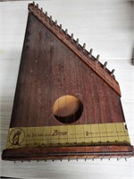 1950 The 3rd Man Junior Zither Lap Instrument