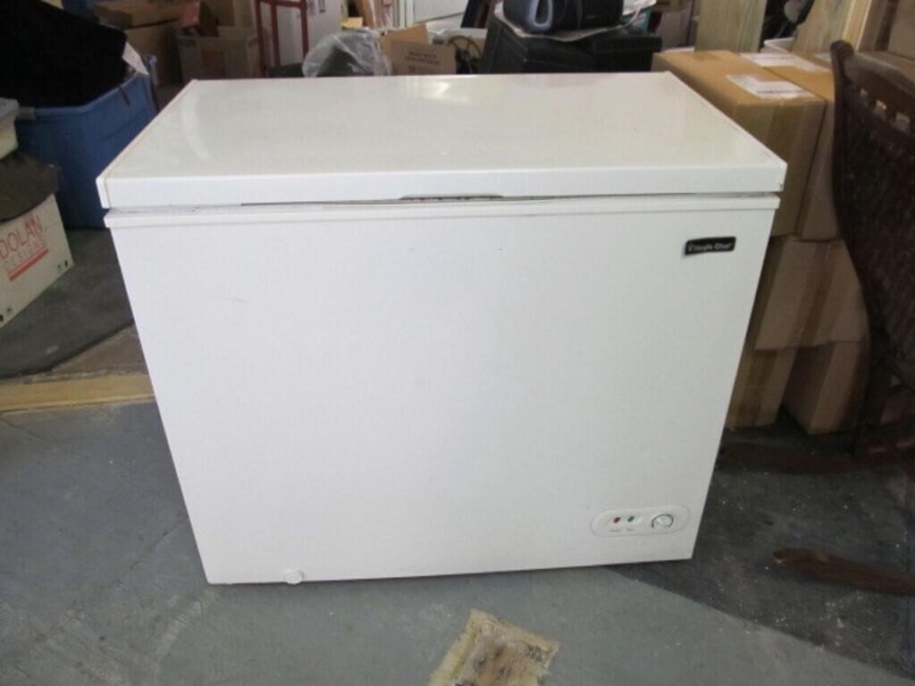 Magic Chef Compact Chest Freezer Mdl - HMCF7W2