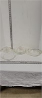 set of pyrex dishes