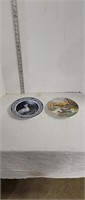 2 decorative plates