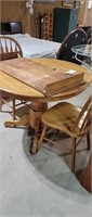 Round Kitchen Table and 2 chairs